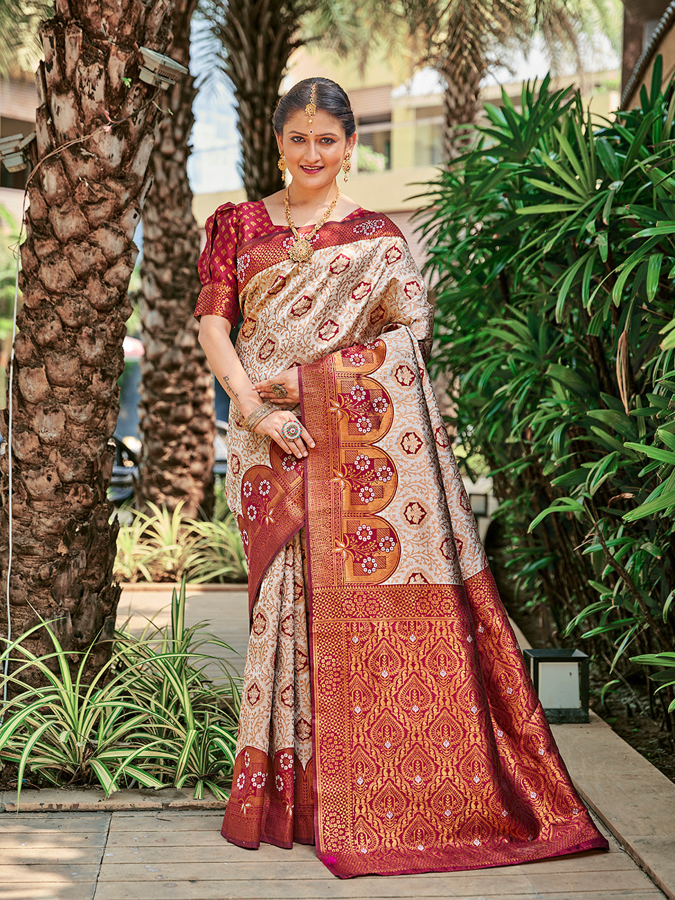 White & Maroon Zari Woven Wedding Banarasi Silk Saree