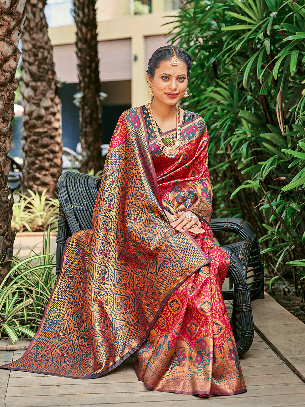 Red & Green Zari Woven Wedding Banarasi Silk Saree