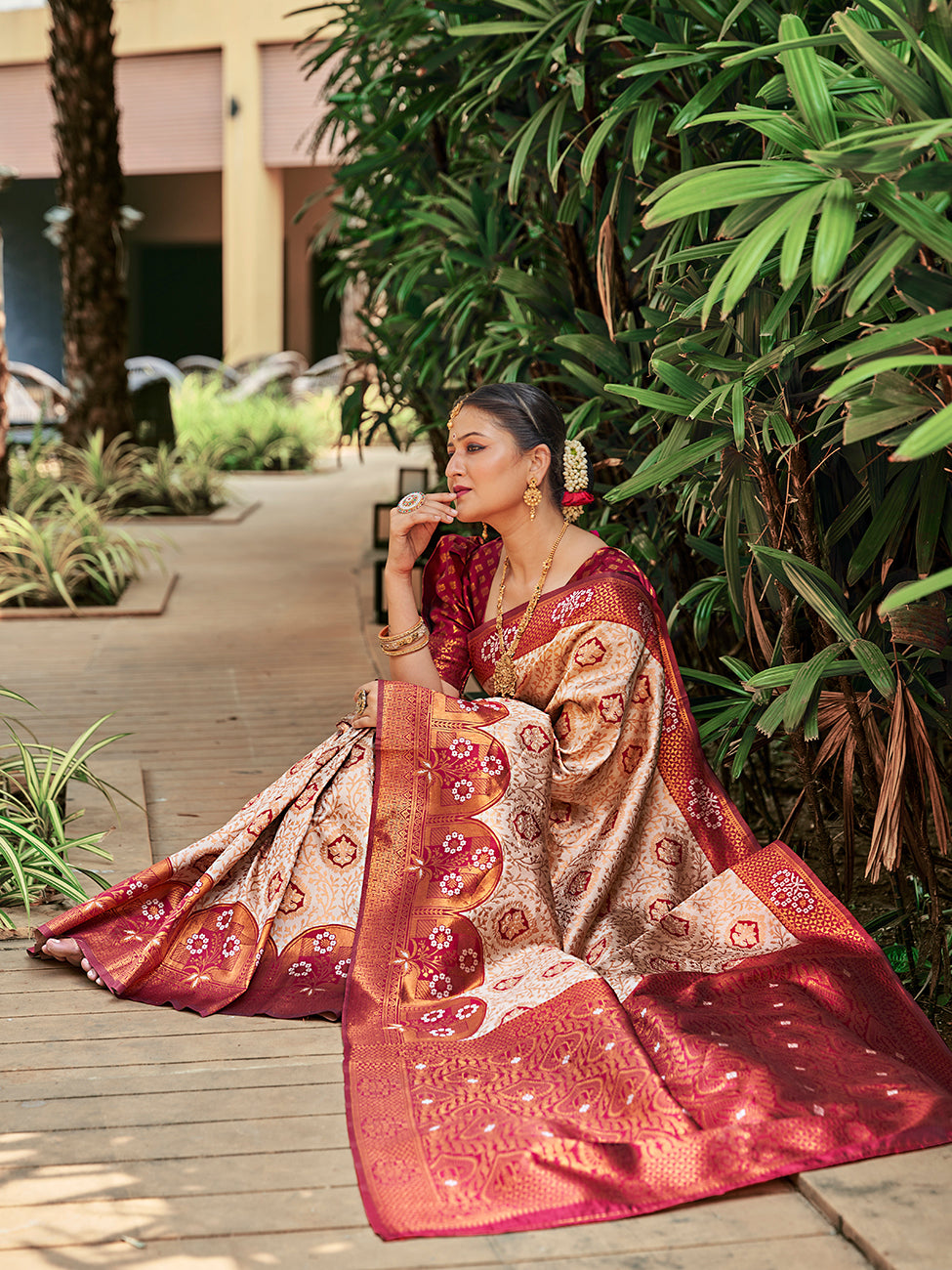 White & Maroon Zari Woven Wedding Banarasi Silk Saree