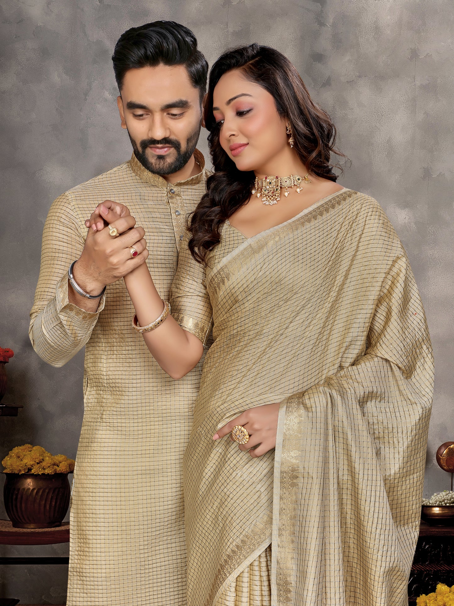 Beige Zari checks Silk Couple Set Kurta and Saree with Jacquard Border