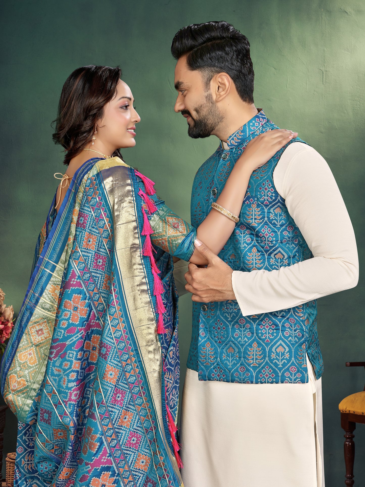 Sky Blue Jacquard Silk Kurta Payjama Koti & Saree Couple Set