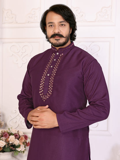 Wine Silk Couple Set Kurta and Saree with Jacquard Border