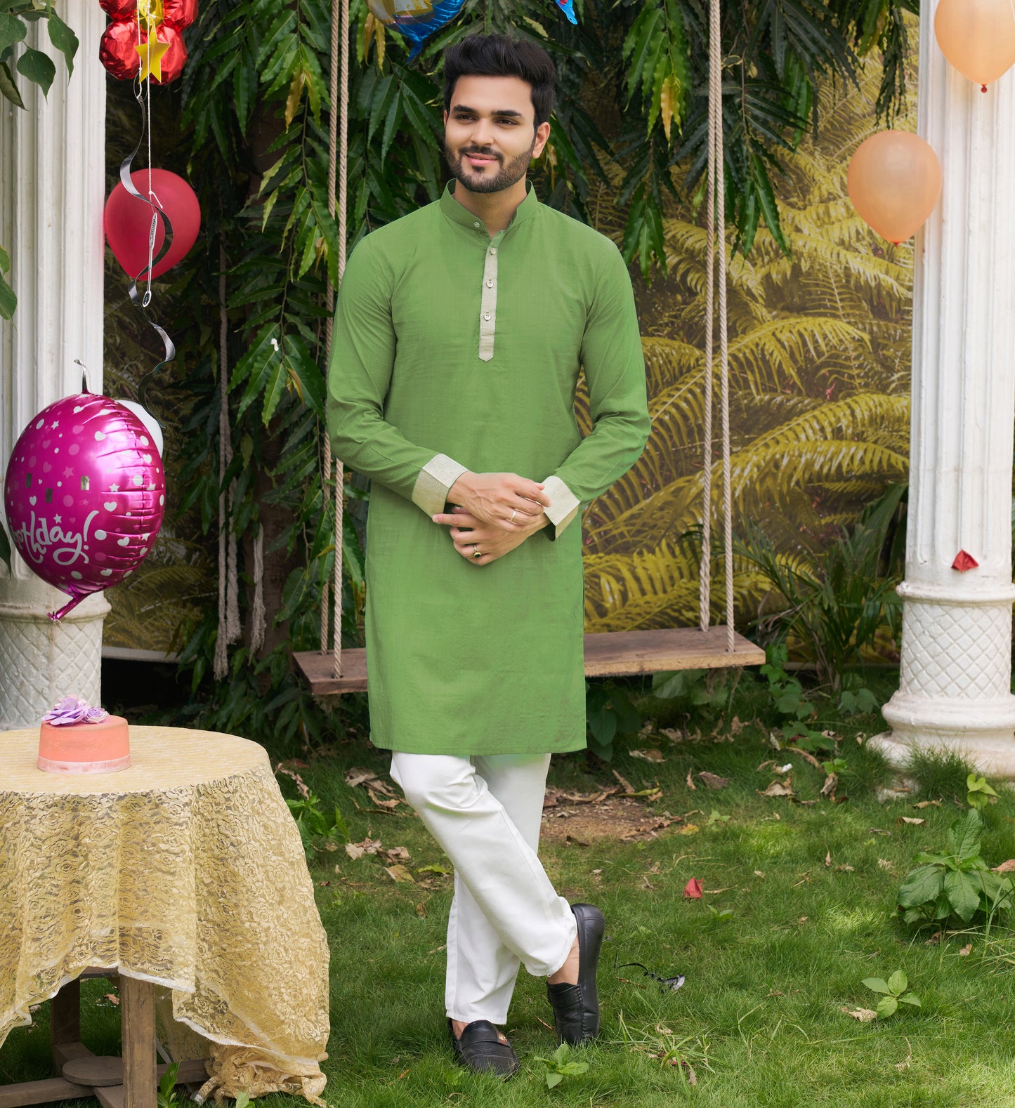 Hunnybunny Mehndi Green Silk Couple Wear Saree with Kurta