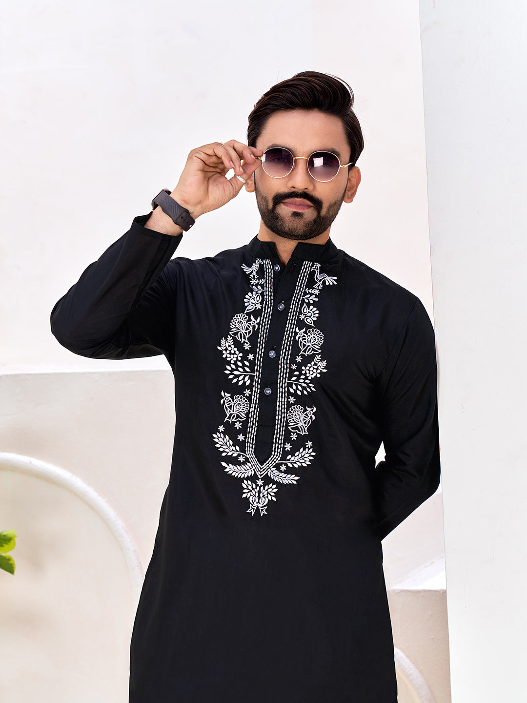 Shopgarb Men’s Ethnic Black Roman Silk Kurta with Front Embroidery