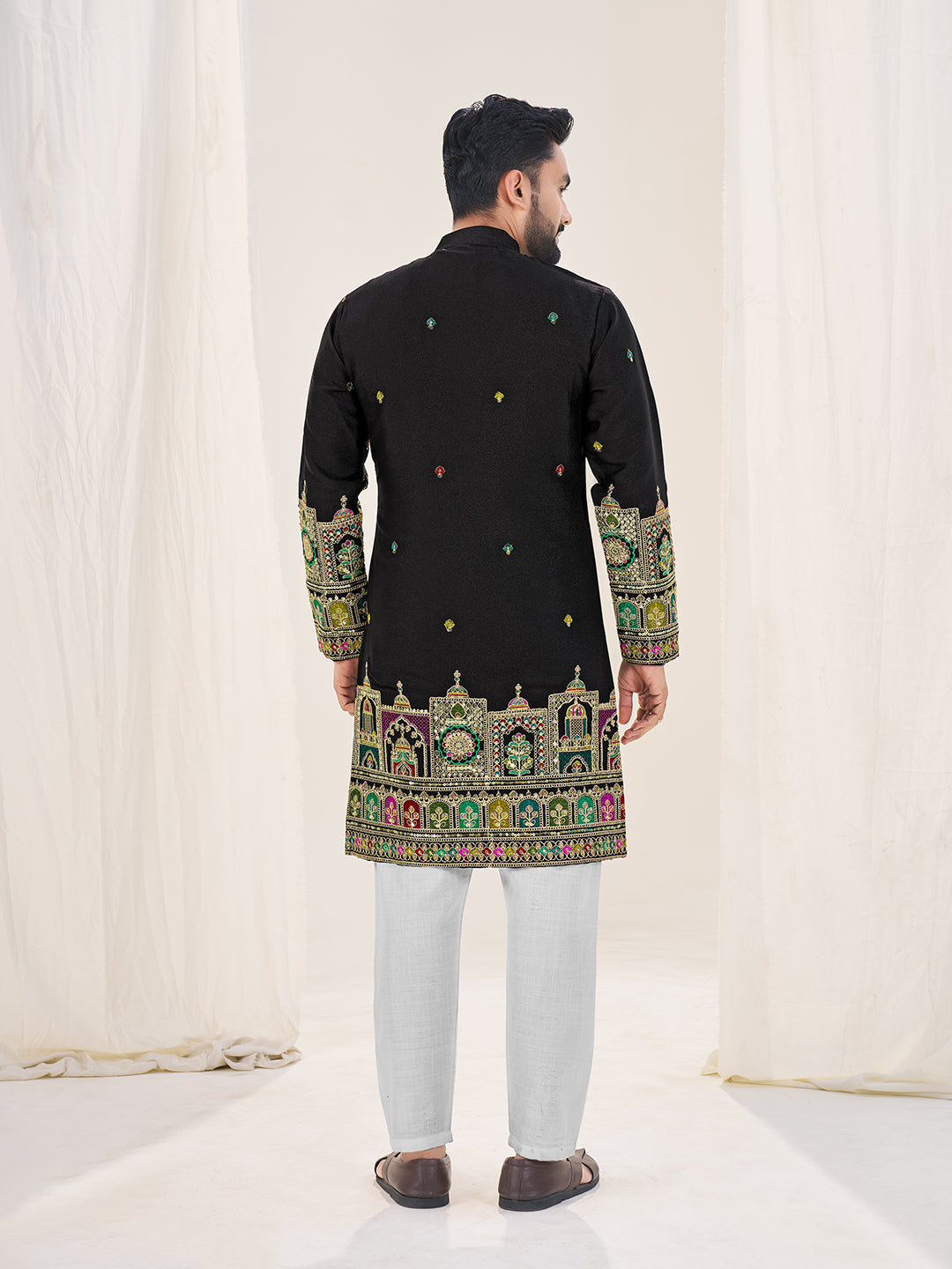 Black Embroidered Mandarin Collar Thread Work Silk Straight Kurta