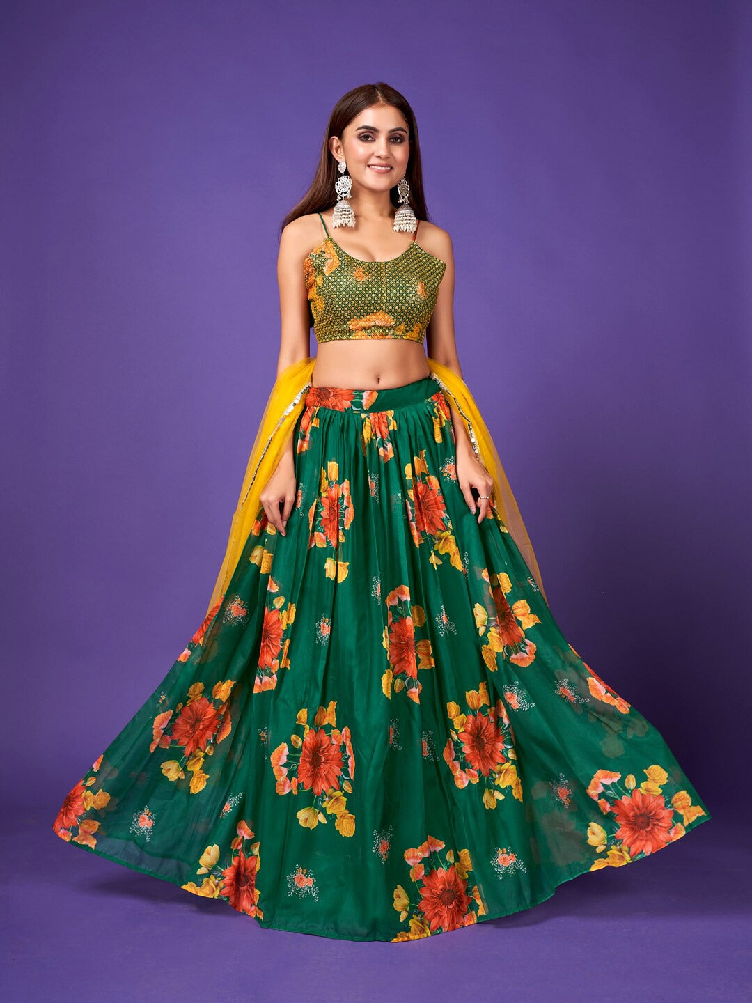 Graceful Green Lehenga & Blouse With Plain Yellow Dupatta .